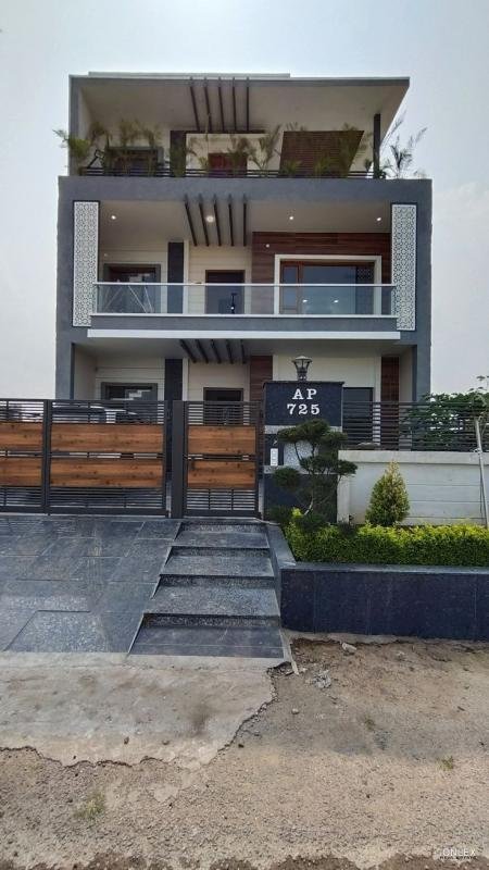 4 BHK Independent House